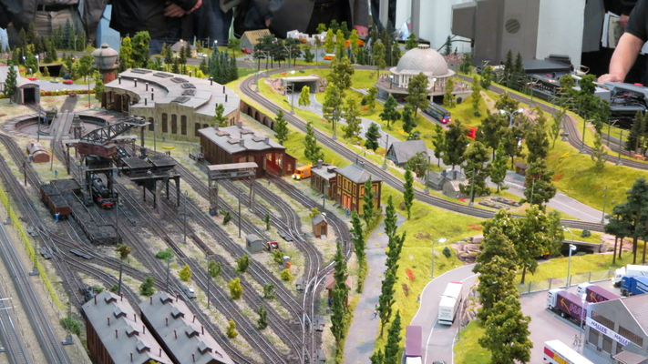 Model railroading clubs in the Hertogenbosch Netherlands Model Spoor Group's. Travel to Hertogenbosch in the Netherlands and go to the Model Spoor Group's train club and learn more about the Model Spoor Group's railroading clubs.