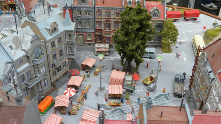 Model railroading clubs in the Hertogenbosch Netherlands Model Spoor Group's. Travel to Hertogenbosch in the Netherlands and go to the Model Spoor Group's train club and learn more about the Model Spoor Group's railroading clubs.