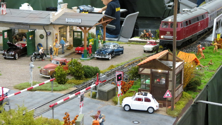 Model railroading clubs in the Hertogenbosch Netherlands Model Spoor Group's. Travel to Hertogenbosch in the Netherlands and go to the Model Spoor Group's train club and learn more about the Model Spoor Group's railroading clubs.