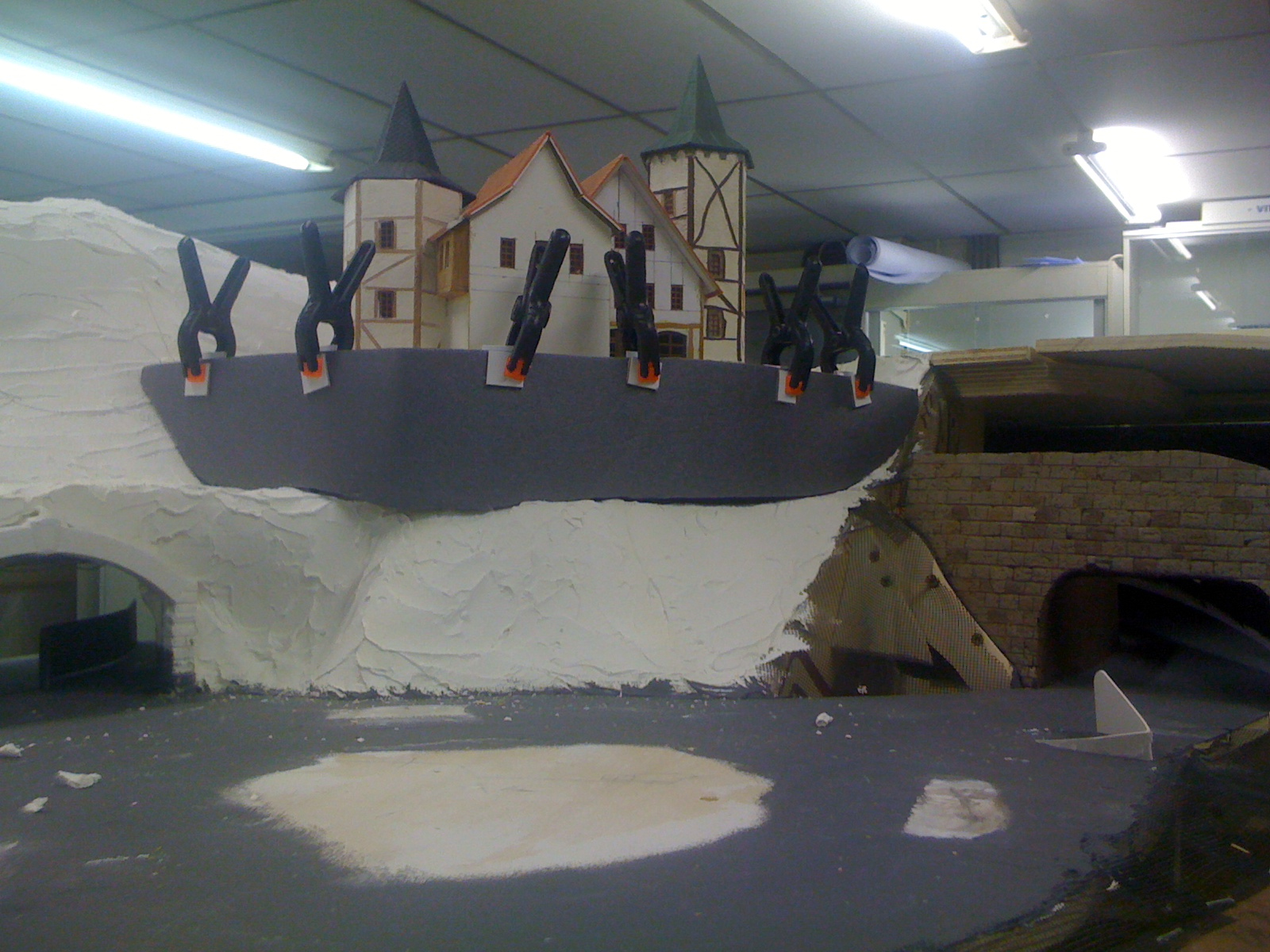 Model railroading clubs in the Hertogenbosch Netherlands Model Spoor Group's. Travel to Hertogenbosch in the Netherlands and go to the Model Spoor Group's train club and learn more about the Model Spoor Group's railroading clubs.