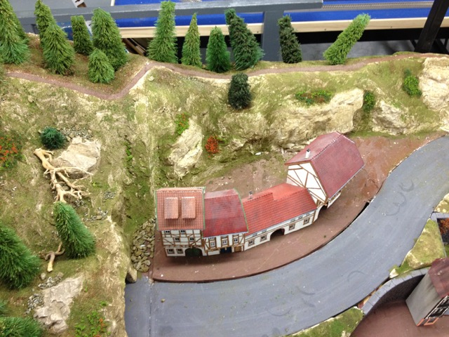 Model railroading clubs in the Hertogenbosch Netherlands Model Spoor Group's. Travel to Hertogenbosch in the Netherlands and go to the Model Spoor Group's train club and learn more about the Model Spoor Group's railroading clubs.