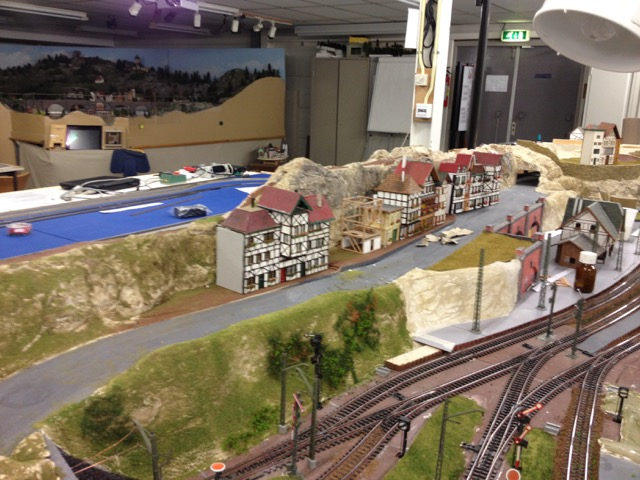 Model railroading clubs in the Hertogenbosch Netherlands Model Spoor Group's. Travel to Hertogenbosch in the Netherlands and go to the Model Spoor Group's train club and learn more about the Model Spoor Group's railroading clubs.
