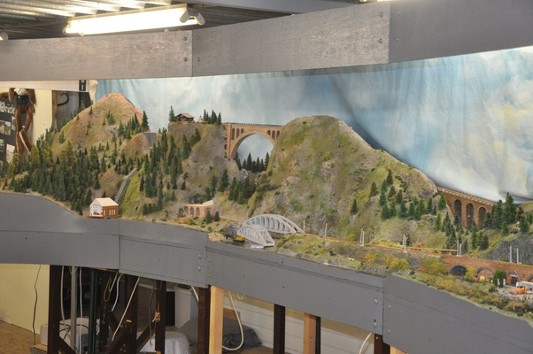 Model railroading clubs in the Hertogenbosch Netherlands Model Spoor Group's. Travel to Hertogenbosch in the Netherlands and go to the Model Spoor Group's train club and learn more about the Model Spoor Group's railroading clubs.