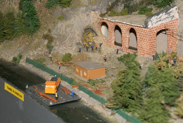 Model railroading clubs in the Hertogenbosch Netherlands Model Spoor Group's. Travel to Hertogenbosch in the Netherlands and go to the Model Spoor Group's train club and learn more about the Model Spoor Group's railroading clubs.