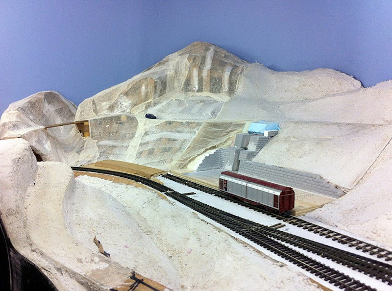 View the Trondhjem Modelljernbaneklubb TMJK (Trondhjem Model railway club) picture gallery in Trondheim Norway and, See what the Trondhjem Modelljernbaneklubb has to offer in model railroading. Learn about the TMJK History, watch videos, see club photos, and upcoming event at the Trondhjem Modelljernbaneklubb TMJK in Trondheim Norway.