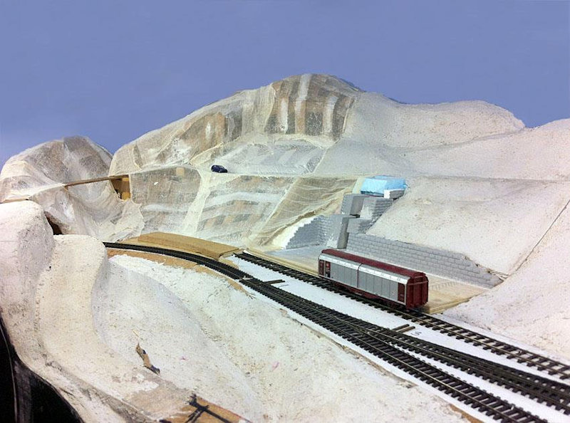 View the Trondhjem Modelljernbaneklubb TMJK (Trondhjem Model railway club) picture gallery in Trondheim Norway and, See what the Trondhjem Modelljernbaneklubb has to offer in model railroading. Learn about the TMJK History, watch videos, see club photos, and upcoming event at the Trondhjem Modelljernbaneklubb TMJK in Trondheim Norway.