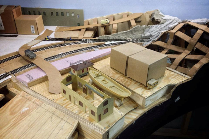 View the Trondhjem Modelljernbaneklubb TMJK (Trondhjem Model railway club) picture gallery in Trondheim Norway and, See what the Trondhjem Modelljernbaneklubb has to offer in model railroading. Learn about the TMJK History, watch videos, see club photos, and upcoming event at the Trondhjem Modelljernbaneklubb TMJK in Trondheim Norway.