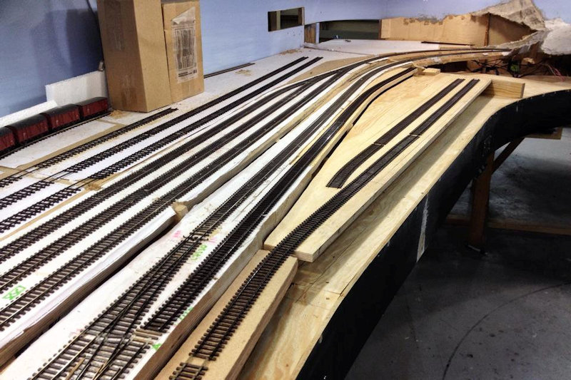 View the Trondhjem Modelljernbaneklubb TMJK (Trondhjem Model railway club) picture gallery in Trondheim Norway and, See what the Trondhjem Modelljernbaneklubb has to offer in model railroading. Learn about the TMJK History, watch videos, see club photos, and upcoming event at the Trondhjem Modelljernbaneklubb TMJK in Trondheim Norway.