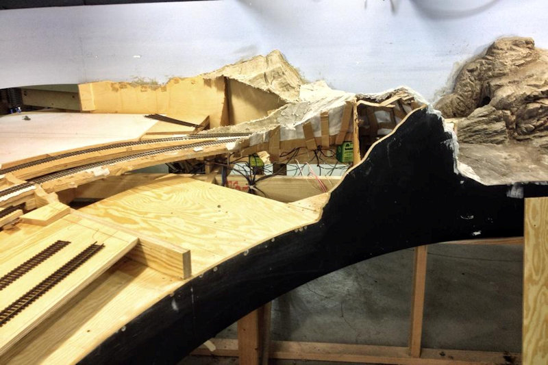 View the Trondhjem Modelljernbaneklubb TMJK (Trondhjem Model railway club) picture gallery in Trondheim Norway and, See what the Trondhjem Modelljernbaneklubb has to offer in model railroading. Learn about the TMJK History, watch videos, see club photos, and upcoming event at the Trondhjem Modelljernbaneklubb TMJK in Trondheim Norway.