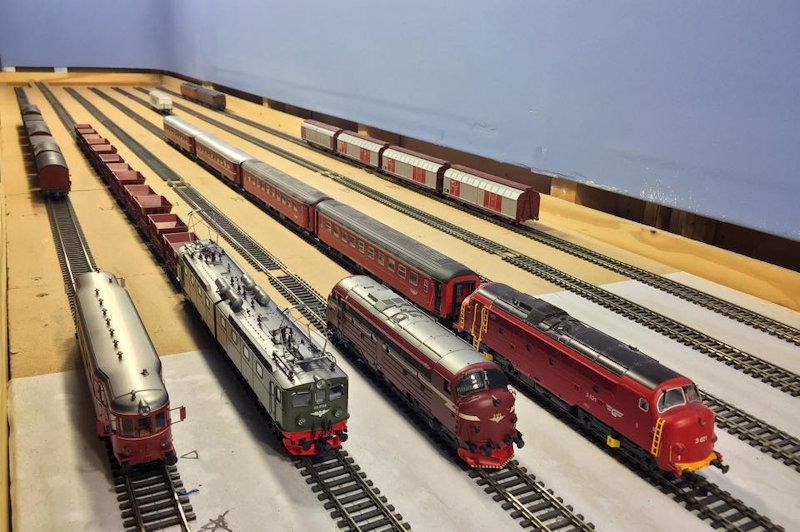 View the Trondhjem Modelljernbaneklubb TMJK (Trondhjem Model railway club) picture gallery in Trondheim Norway and, See what the Trondhjem Modelljernbaneklubb has to offer in model railroading. Learn about the TMJK History, watch videos, see club photos, and upcoming event at the Trondhjem Modelljernbaneklubb TMJK in Trondheim Norway.