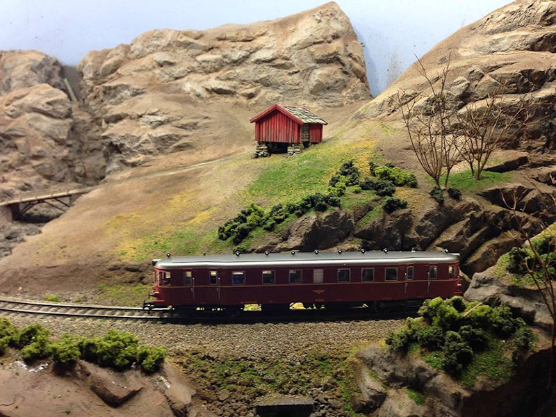View the Trondhjem Modelljernbaneklubb TMJK (Trondhjem Model railway club) picture gallery in Trondheim Norway and, See what the Trondhjem Modelljernbaneklubb has to offer in model railroading. Learn about the TMJK History, watch videos, see club photos, and upcoming event at the Trondhjem Modelljernbaneklubb TMJK in Trondheim Norway.