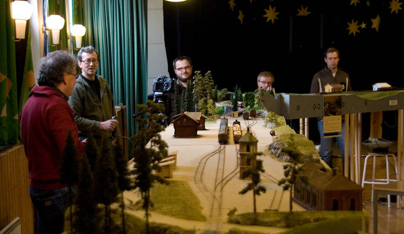 View the Trondhjem Modelljernbaneklubb TMJK (Trondhjem Model railway club) picture gallery in Trondheim Norway and, See what the Trondhjem Modelljernbaneklubb has to offer in model railroading. Learn about the TMJK History, watch videos, see club photos, and upcoming event at the Trondhjem Modelljernbaneklubb TMJK in Trondheim Norway.