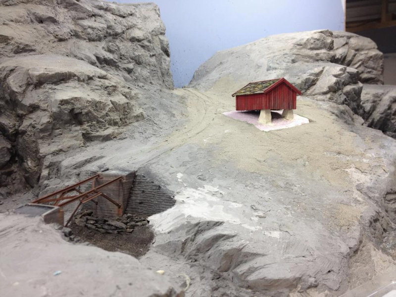 View the Trondhjem Modelljernbaneklubb TMJK (Trondhjem Model railway club) picture gallery in Trondheim Norway and, See what the Trondhjem Modelljernbaneklubb has to offer in model railroading. Learn about the TMJK History, watch videos, see club photos, and upcoming event at the Trondhjem Modelljernbaneklubb TMJK in Trondheim Norway.