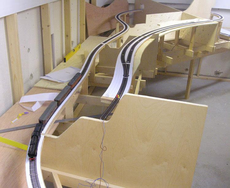 View the Trondhjem Modelljernbaneklubb TMJK (Trondhjem Model railway club) picture gallery in Trondheim Norway and, See what the Trondhjem Modelljernbaneklubb has to offer in model railroading. Learn about the TMJK History, watch videos, see club photos, and upcoming event at the Trondhjem Modelljernbaneklubb TMJK in Trondheim Norway.