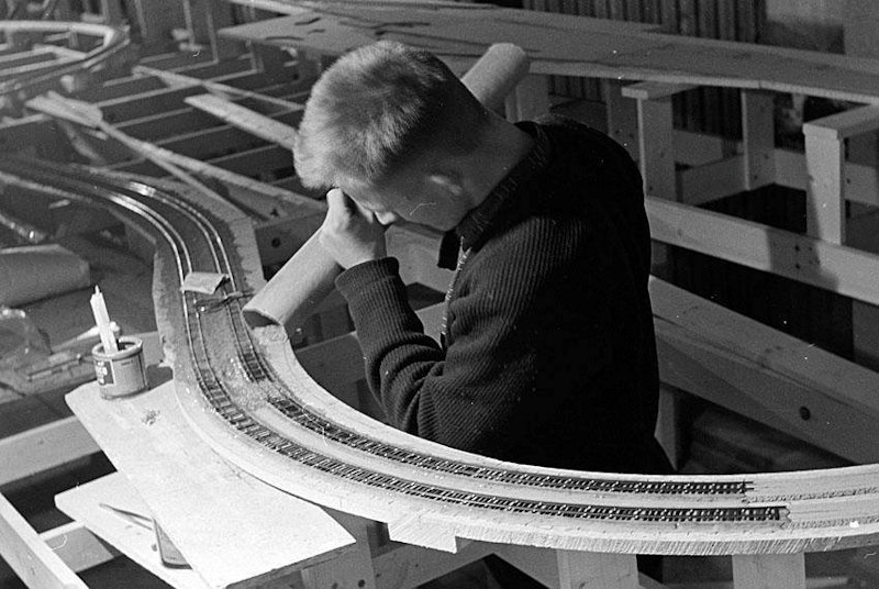 View the Trondhjem Modelljernbaneklubb TMJK (Trondhjem Model railway club) picture gallery in Trondheim Norway and, See what the Trondhjem Modelljernbaneklubb has to offer in model railroading. Learn about the TMJK History, watch videos, see club photos, and upcoming event at the Trondhjem Modelljernbaneklubb TMJK in Trondheim Norway.