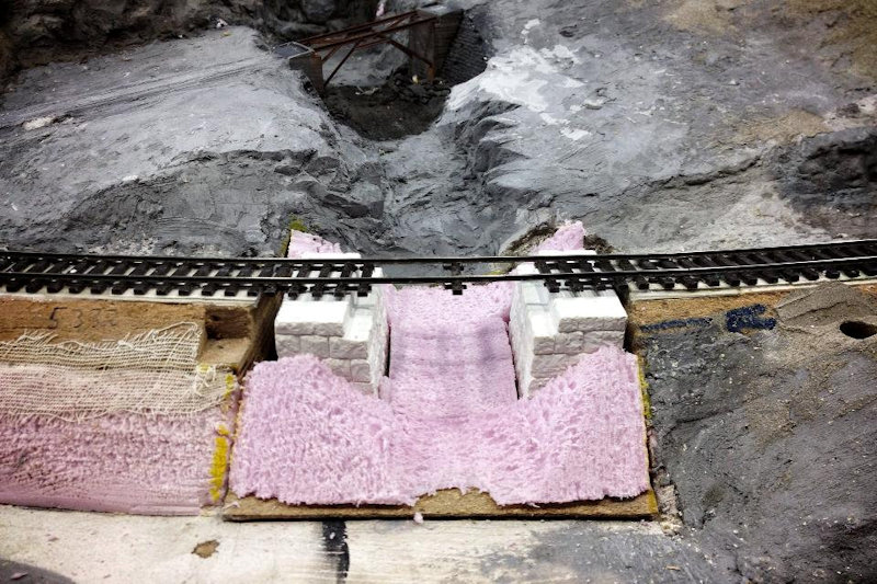 View the Trondhjem Modelljernbaneklubb TMJK (Trondhjem Model railway club) picture gallery in Trondheim Norway and, See what the Trondhjem Modelljernbaneklubb has to offer in model railroading. Learn about the TMJK History, watch videos, see club photos, and upcoming event at the Trondhjem Modelljernbaneklubb TMJK in Trondheim Norway.