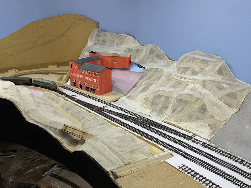 View the Trondhjem Modelljernbaneklubb TMJK (Trondhjem Model railway club) picture gallery in Trondheim Norway and, See what the Trondhjem Modelljernbaneklubb has to offer in model railroading. Learn about the TMJK History, watch videos, see club photos, and upcoming event at the Trondhjem Modelljernbaneklubb TMJK in Trondheim Norway.