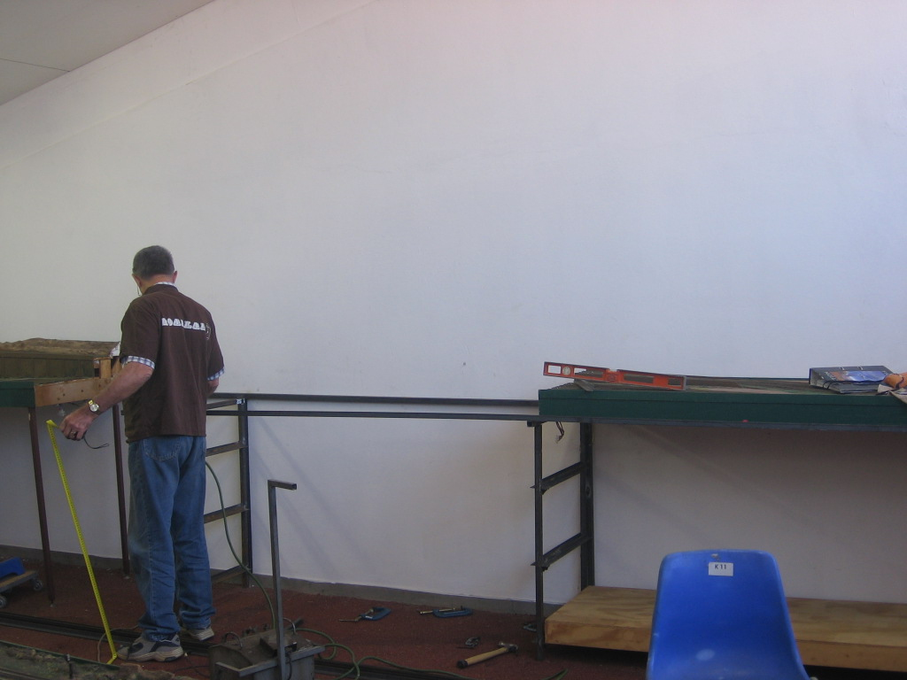 The Pretoria Model Train Club was founded in 1995 by a group of modellers who saw the need for an organised model railway club in Pretoria. After some discussions about the name, (PMT) Pretoria Model Train club was chosen. To Learn more about the (PMT) Pretoria Model Train club and other railroading clubs visit www.krafttrains.com. 