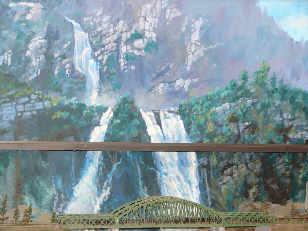 The Pretoria Model Train Club was founded in 1995 by a group of modellers who saw the need for an organised model railway club in Pretoria. After some discussions about the name, (PMT) Pretoria Model Train club was chosen. To Learn more about the (PMT) Pretoria Model Train club and other railroading clubs visit www.krafttrains.com. 