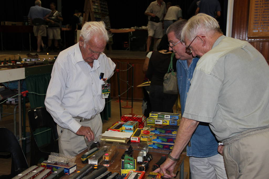 The Pretoria Model Train Club was founded in 1995 by a group of modellers who saw the need for an organised model railway club in Pretoria. After some discussions about the name, (PMT) Pretoria Model Train club was chosen. To Learn more about the (PMT) Pretoria Model Train club and other railroading clubs visit www.krafttrains.com. 