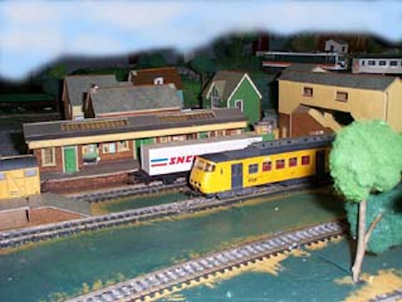 Visit Model Railroad Club of Sri Lanka at Sri Lanka (Ceylon) and take a tour of the Model Railroad Club of Sri Lanka. See what Model Railroad Club of Sri Lanka has to offer in model train sets, The Model Railroad Club of Sri Lanka will be a grate experience. For more model trains visit www.krafttrains.com