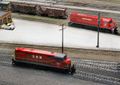 Visit Jarfalla Model Railroad Club in Jarfalla west of Stockholm, Sweden. See what Jarfalla Model Railroad Club has to offer in model railroading. Go to www.krafttrains.com and talk a tour of Jarfalla Model Railroad Club, see videos, pictures, learn about the club itself and its history in model railroading.
Besök Järfälla Modelljärnvägsklubb i Järfälla västra Stockholm. Se vad Järfälla Modelljärnvägsklubb har att erbjuda i modell railroading. Gå till www.krafttrains.com och prata en rundtur i Järfälla Modelljärnvägsklubb, se videor, bilder, lära sig om klubben själv och dess historia i modell railroading.
