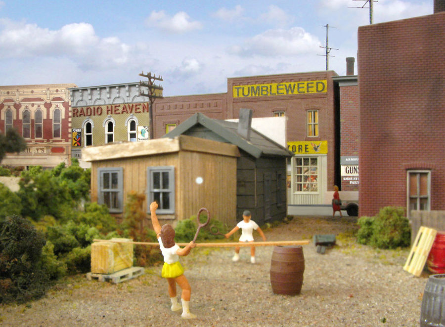 Visit Jarfalla Model Railroad Club in Jarfalla west of Stockholm, Sweden. See what Jarfalla Model Railroad Club has to offer in model railroading. Go to www.krafttrains.com and talk a tour of Jarfalla Model Railroad Club, see videos, pictures, learn about the club itself and its history in model railroading.
Besök Järfälla Modelljärnvägsklubb i Järfälla västra Stockholm. Se vad Järfälla Modelljärnvägsklubb har att erbjuda i modell railroading. Gå till www.krafttrains.com och prata en rundtur i Järfälla Modelljärnvägsklubb, se videor, bilder, lära sig om klubben själv och dess historia i modell railroading.

