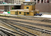 Visit Jarfalla Model Railroad Club in Jarfalla west of Stockholm, Sweden. See what Jarfalla Model Railroad Club has to offer in model railroading. Go to www.krafttrains.com and talk a tour of Jarfalla Model Railroad Club, see videos, pictures, learn about the club itself and its history in model railroading.
Besök Järfälla Modelljärnvägsklubb i Järfälla västra Stockholm. Se vad Järfälla Modelljärnvägsklubb har att erbjuda i modell railroading. Gå till www.krafttrains.com och prata en rundtur i Järfälla Modelljärnvägsklubb, se videor, bilder, lära sig om klubben själv och dess historia i modell railroading.
