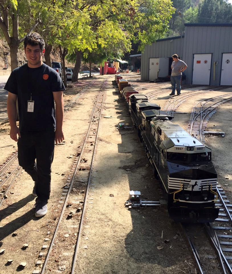 Welcome to the Los Angeles N-Scale Association, operators of East Valley Lines Model Railroad club located since 1979 in the Travel Town Museum at Griffith Los Angeles, California. View pitchers of the East Valley Lines N Scale Model Railroad club and see what they have done to their N scale layout. They operate one of the largest N-Scale layouts in the world. This is just a brief trip on the East Valley Lines' trackage. As you observe closely, there are lots of details to enjoy. This is truly a labor of love, involving countless hours, money and the talents of the many N-Scale modelers dedicated to the memory of great railroads. Brought to you to by www.krafttrains.com