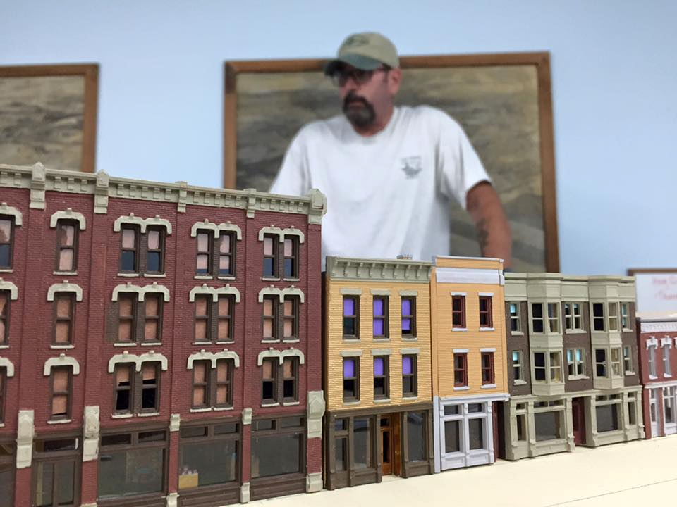 Welcome to the Los Angeles N-Scale Association, operators of East Valley Lines Model Railroad club located since 1979 in the Travel Town Museum at Griffith Los Angeles, California. View pitchers of the East Valley Lines N Scale Model Railroad club and see what they have done to their N scale layout. They operate one of the largest N-Scale layouts in the world. This is just a brief trip on the East Valley Lines' trackage. As you observe closely, there are lots of details to enjoy. This is truly a labor of love, involving countless hours, money and the talents of the many N-Scale modelers dedicated to the memory of great railroads. Brought to you to by www.krafttrains.com