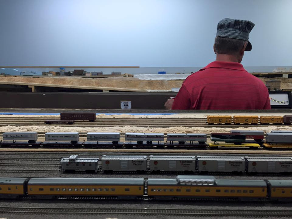 Welcome to the Los Angeles N-Scale Association, operators of East Valley Lines Model Railroad club located since 1979 in the Travel Town Museum at Griffith Los Angeles, California. View pitchers of the East Valley Lines N Scale Model Railroad club and see what they have done to their N scale layout. They operate one of the largest N-Scale layouts in the world. This is just a brief trip on the East Valley Lines' trackage. As you observe closely, there are lots of details to enjoy. This is truly a labor of love, involving countless hours, money and the talents of the many N-Scale modelers dedicated to the memory of great railroads. Brought to you to by www.krafttrains.com