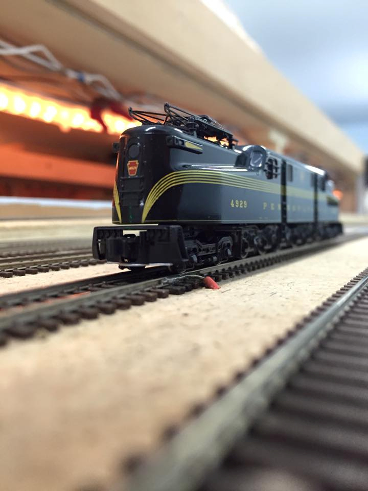 Welcome to the Los Angeles N-Scale Association, operators of East Valley Lines Model Railroad club located since 1979 in the Travel Town Museum at Griffith Los Angeles, California. View pitchers of the East Valley Lines N Scale Model Railroad club and see what they have done to their N scale layout. They operate one of the largest N-Scale layouts in the world. This is just a brief trip on the East Valley Lines' trackage. As you observe closely, there are lots of details to enjoy. This is truly a labor of love, involving countless hours, money and the talents of the many N-Scale modelers dedicated to the memory of great railroads. Brought to you to by www.krafttrains.com