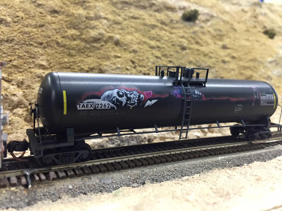 Welcome to the Los Angeles N-Scale Association, operators of East Valley Lines Model Railroad club located since 1979 in the Travel Town Museum at Griffith Los Angeles, California. View pitchers of the East Valley Lines N Scale Model Railroad club and see what they have done to their N scale layout. They operate one of the largest N-Scale layouts in the world. This is just a brief trip on the East Valley Lines' trackage. As you observe closely, there are lots of details to enjoy. This is truly a labor of love, involving countless hours, money and the talents of the many N-Scale modelers dedicated to the memory of great railroads. Brought to you to by www.krafttrains.com