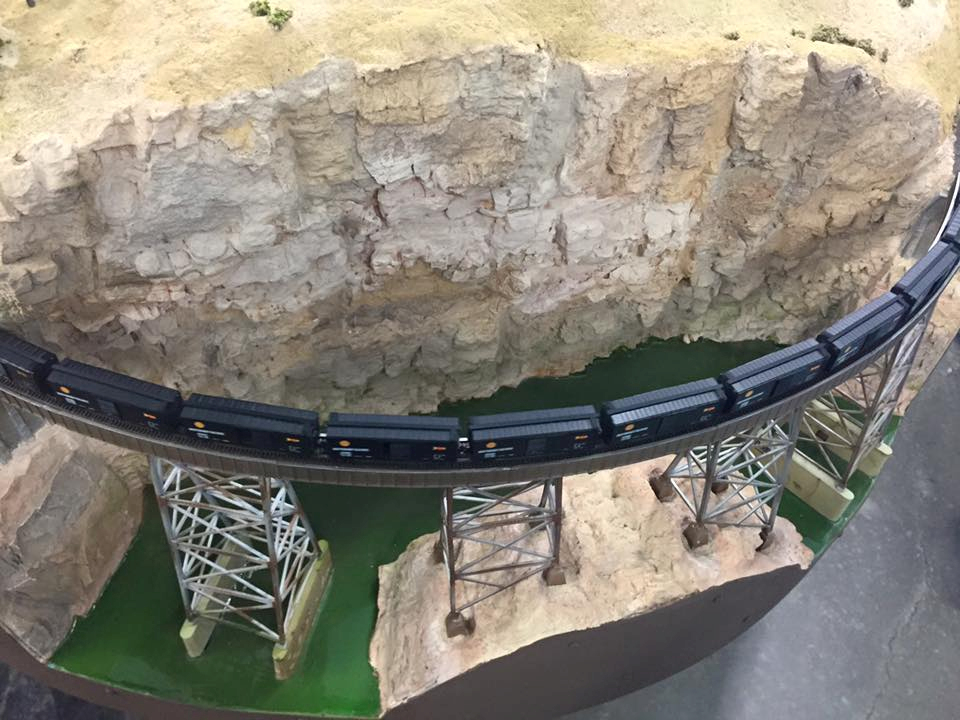 Welcome to the Los Angeles N-Scale Association, operators of East Valley Lines Model Railroad club located since 1979 in the Travel Town Museum at Griffith Los Angeles, California. View pitchers of the East Valley Lines N Scale Model Railroad club and see what they have done to their N scale layout. They operate one of the largest N-Scale layouts in the world. This is just a brief trip on the East Valley Lines' trackage. As you observe closely, there are lots of details to enjoy. This is truly a labor of love, involving countless hours, money and the talents of the many N-Scale modelers dedicated to the memory of great railroads. Brought to you to by www.krafttrains.com