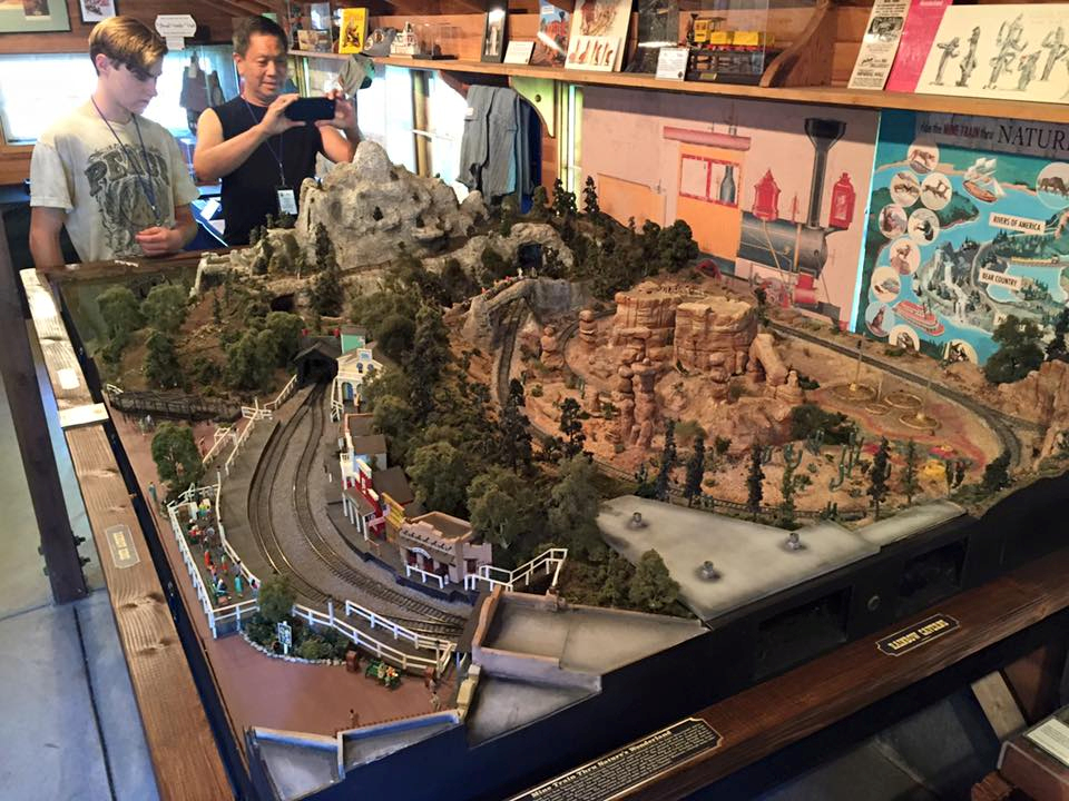Welcome to the Los Angeles N-Scale Association, operators of East Valley Lines Model Railroad club located since 1979 in the Travel Town Museum at Griffith Los Angeles, California. View pitchers of the East Valley Lines N Scale Model Railroad club and see what they have done to their N scale layout. They operate one of the largest N-Scale layouts in the world. This is just a brief trip on the East Valley Lines' trackage. As you observe closely, there are lots of details to enjoy. This is truly a labor of love, involving countless hours, money and the talents of the many N-Scale modelers dedicated to the memory of great railroads. Brought to you to by www.krafttrains.com