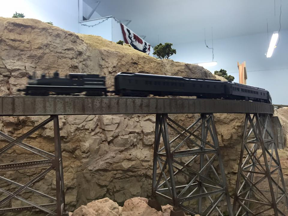 Welcome to the Los Angeles N-Scale Association, operators of East Valley Lines Model Railroad club located since 1979 in the Travel Town Museum at Griffith Los Angeles, California. View pitchers of the East Valley Lines N Scale Model Railroad club and see what they have done to their N scale layout. They operate one of the largest N-Scale layouts in the world. This is just a brief trip on the East Valley Lines' trackage. As you observe closely, there are lots of details to enjoy. This is truly a labor of love, involving countless hours, money and the talents of the many N-Scale modelers dedicated to the memory of great railroads. Brought to you to by www.krafttrains.com