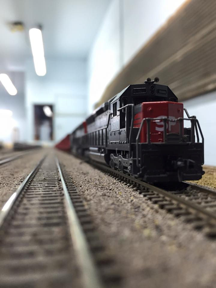 Welcome to the Los Angeles N-Scale Association, operators of East Valley Lines Model Railroad club located since 1979 in the Travel Town Museum at Griffith Los Angeles, California. View pitchers of the East Valley Lines N Scale Model Railroad club and see what they have done to their N scale layout. They operate one of the largest N-Scale layouts in the world. This is just a brief trip on the East Valley Lines' trackage. As you observe closely, there are lots of details to enjoy. This is truly a labor of love, involving countless hours, money and the talents of the many N-Scale modelers dedicated to the memory of great railroads. Brought to you to by www.krafttrains.com