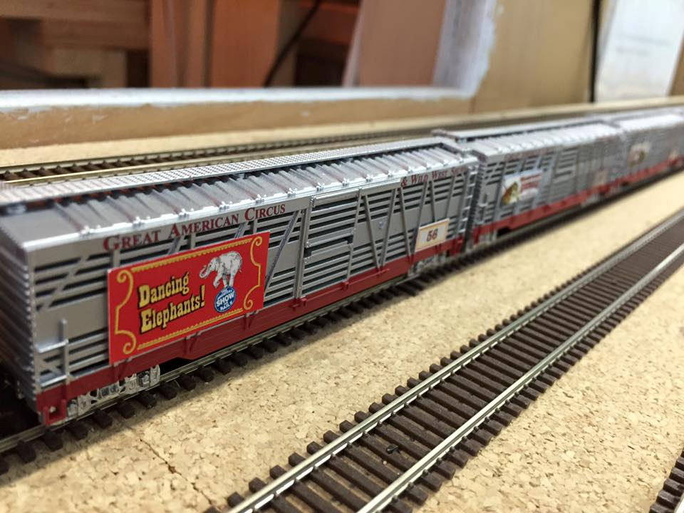 Welcome to the Los Angeles N-Scale Association, operators of East Valley Lines Model Railroad club located since 1979 in the Travel Town Museum at Griffith Los Angeles, California. View pitchers of the East Valley Lines N Scale Model Railroad club and see what they have done to their N scale layout. They operate one of the largest N-Scale layouts in the world. This is just a brief trip on the East Valley Lines' trackage. As you observe closely, there are lots of details to enjoy. This is truly a labor of love, involving countless hours, money and the talents of the many N-Scale modelers dedicated to the memory of great railroads. Brought to you to by www.krafttrains.com