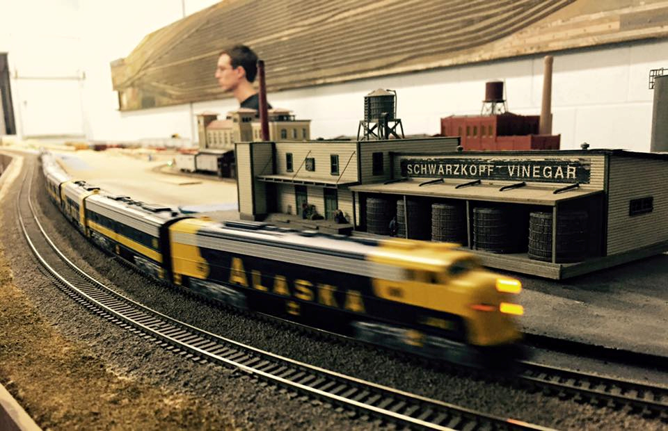 Welcome to the Los Angeles N-Scale Association, operators of East Valley Lines Model Railroad club located since 1979 in the Travel Town Museum at Griffith Los Angeles, California. View pitchers of the East Valley Lines N Scale Model Railroad club and see what they have done to their N scale layout. They operate one of the largest N-Scale layouts in the world. This is just a brief trip on the East Valley Lines' trackage. As you observe closely, there are lots of details to enjoy. This is truly a labor of love, involving countless hours, money and the talents of the many N-Scale modelers dedicated to the memory of great railroads. Brought to you to by www.krafttrains.com