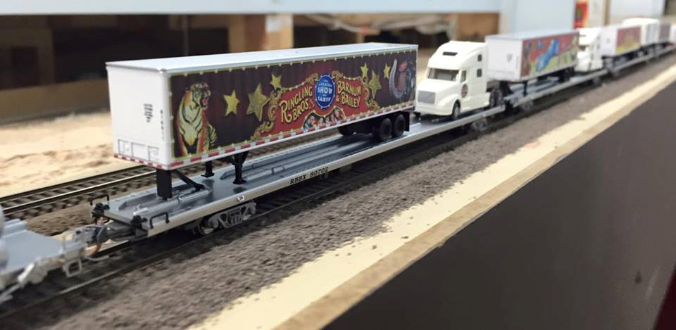 Welcome to the Los Angeles N-Scale Association, operators of East Valley Lines Model Railroad club located since 1979 in the Travel Town Museum at Griffith Los Angeles, California. View pitchers of the East Valley Lines N Scale Model Railroad club and see what they have done to their N scale layout. They operate one of the largest N-Scale layouts in the world. This is just a brief trip on the East Valley Lines' trackage. As you observe closely, there are lots of details to enjoy. This is truly a labor of love, involving countless hours, money and the talents of the many N-Scale modelers dedicated to the memory of great railroads. Brought to you to by www.krafttrains.com