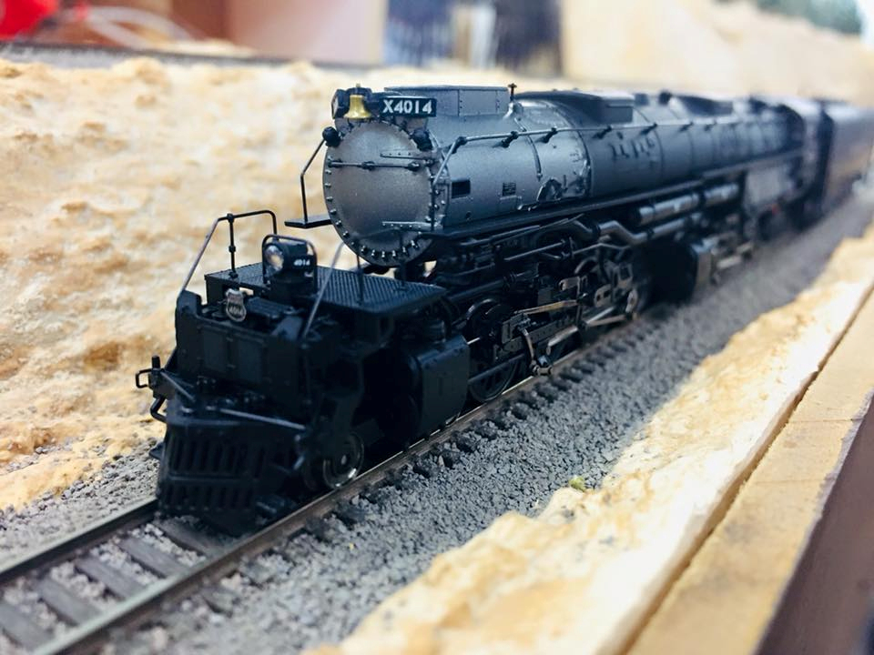 Welcome to the Los Angeles N-Scale Association, operators of East Valley Lines Model Railroad club located since 1979 in the Travel Town Museum at Griffith Los Angeles, California. View pitchers of the East Valley Lines N Scale Model Railroad club and see what they have done to their N scale layout. They operate one of the largest N-Scale layouts in the world. This is just a brief trip on the East Valley Lines' trackage. As you observe closely, there are lots of details to enjoy. This is truly a labor of love, involving countless hours, money and the talents of the many N-Scale modelers dedicated to the memory of great railroads. Brought to you to by www.krafttrains.com