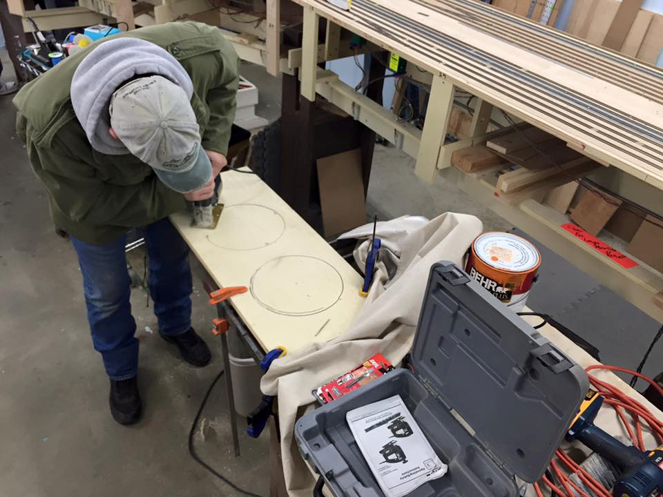 Welcome to the Los Angeles N-Scale Association, operators of East Valley Lines Model Railroad club located since 1979 in the Travel Town Museum at Griffith Los Angeles, California. View pitchers of the East Valley Lines N Scale Model Railroad club and see what they have done to their N scale layout. They operate one of the largest N-Scale layouts in the world. This is just a brief trip on the East Valley Lines' trackage. As you observe closely, there are lots of details to enjoy. This is truly a labor of love, involving countless hours, money and the talents of the many N-Scale modelers dedicated to the memory of great railroads. Brought to you to by www.krafttrains.com