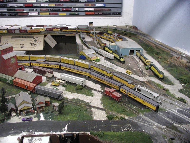 The PikeMasters Railroad Club, Was founded in 1988, currently is the only model railroad club operating a permanent layout in Colorado Springs CO, United State. The PikeMasters have been in the City Auditorium site since 1996. The current facility at one time housed the Colorado Springs Police Department indoor pistol firing range. The PikeMasters Model Railroad Club is located in the basement of the City Auditorium. The auditorium is located at 221 East Kiowa, Kiowa and Weber streets, in downtown Colorado Springs CO, across the street from Municipal Court. All visitors are welcome and club members will be present to explain the operation and to answer any questions. We will be operating the trains during this time. For more model Train Clubs visit www.krafttrains.com 